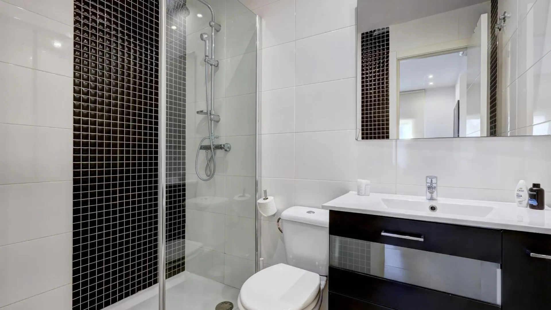 Apartamentos Con Vistas Y Terraza En Marbella Apartment
