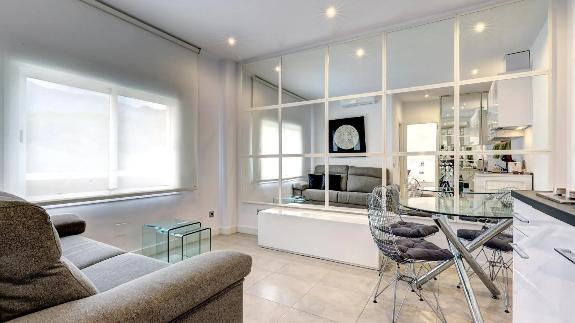 Apartamentos Con Vistas Y Terraza En Marbella Apartment
