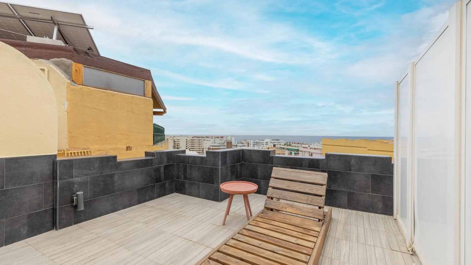 Apartamentos Con Vistas Y Terraza En Marbella Spain
