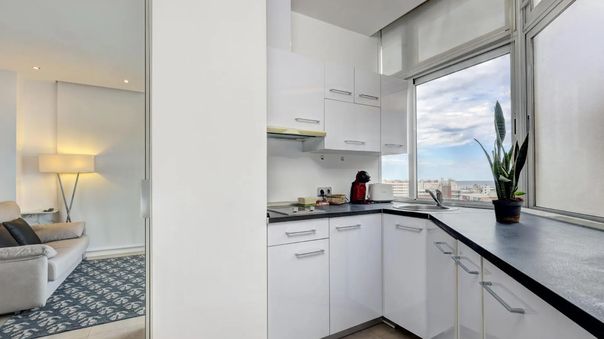 Apartamentos Con Vistas Y Terraza En Marbella 0*,  Spain